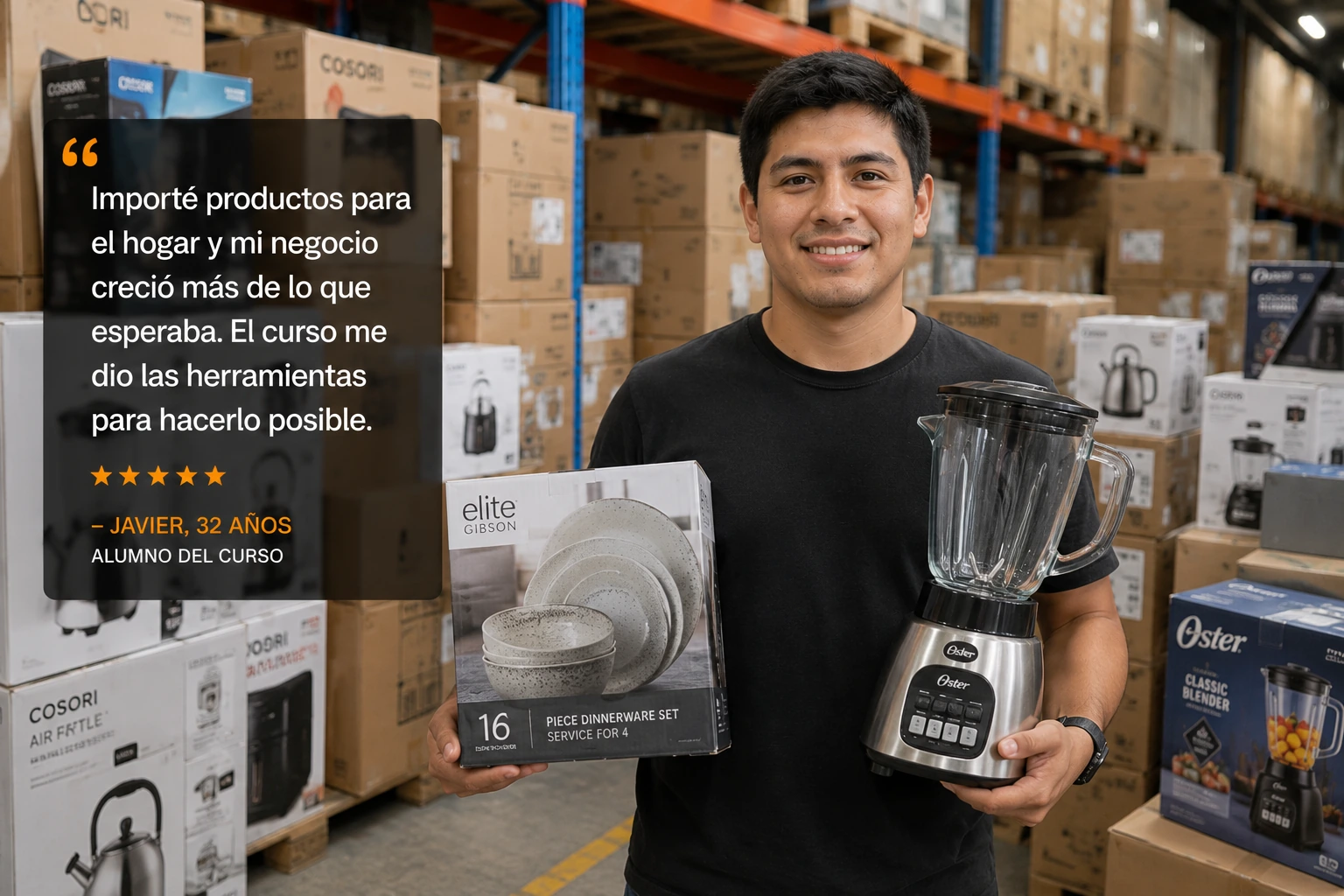 Javier, alumno del curso, con productos para el hogar importados